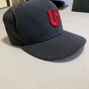 New Era - Burton - size 7.5, fitted, baseball hat